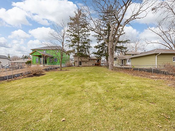 5th image of 4817 Stonewall Ave
