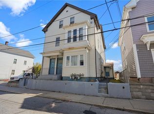 103 Vandewater St, Providence, RI 02908