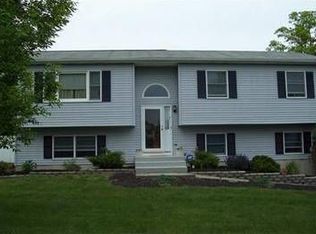 216 Tompkins Rd, Montgomery, NY 12549