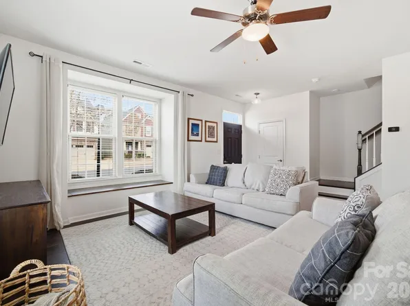 4135 Audubon Park Dr, Charlotte, NC 28217