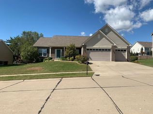 707 Harmony Ridge Dr, Saint Peters, MO 63376