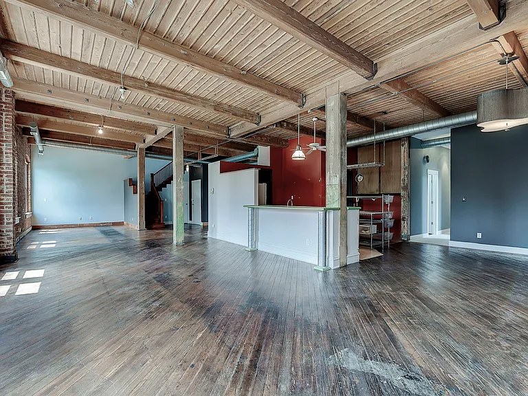 3001 N New Jersey St #301 — Photo 2