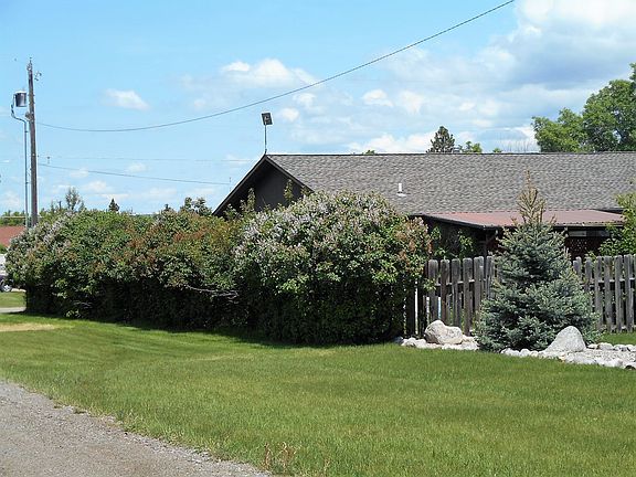 5th image of 215 7th Ave W