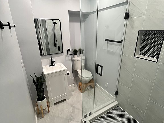 5th image of 1120 NW 17th Ave #1