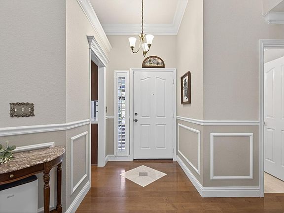 4th image of 1712 Chilton Dr