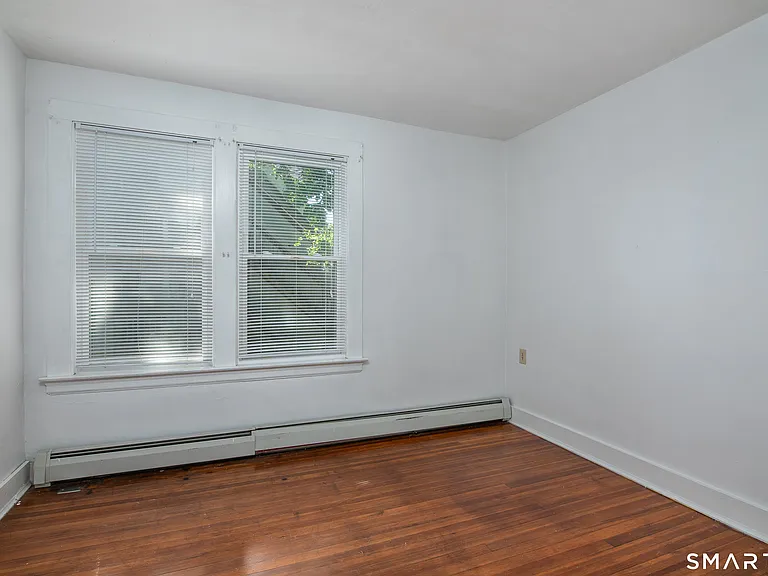333 E Center St — Photo 10