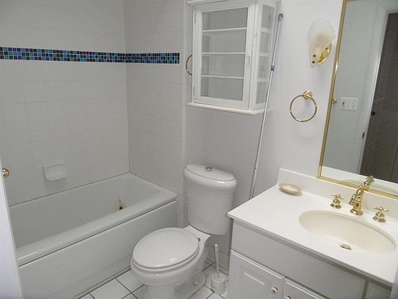 5th image of 3888 W Loch Alpine Dr