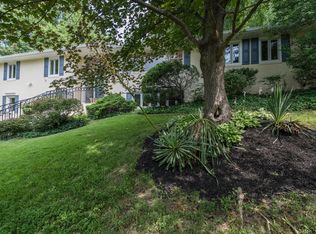 3825 37th St N, Arlington, VA 22207