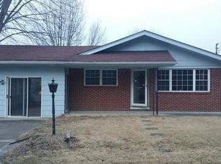 484 N 11th St, Williamsburg, KY 40769