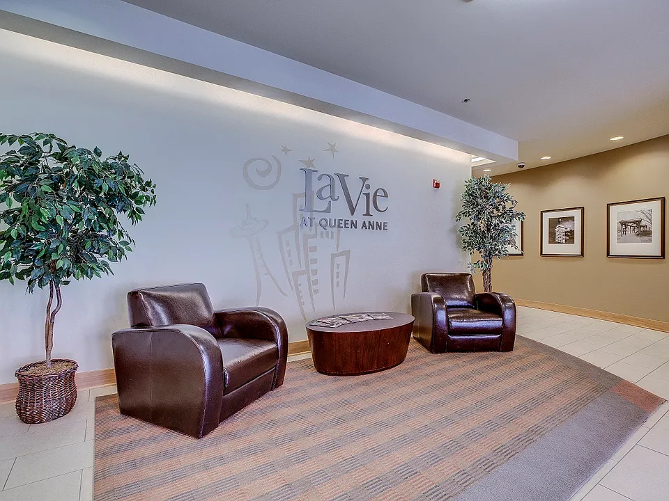 LaVie at Queen Anne
