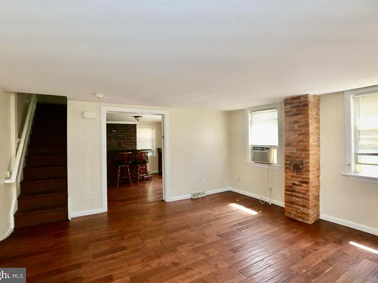310 Ellis St — Photo 14
