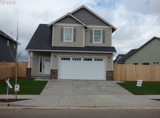 1023 Robbins Way, Lebanon, OR 97355