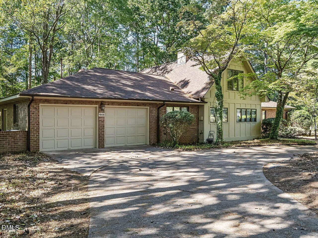 2 bed, 4.0 bath, 2734 sqft, $2,250 — Photo 2