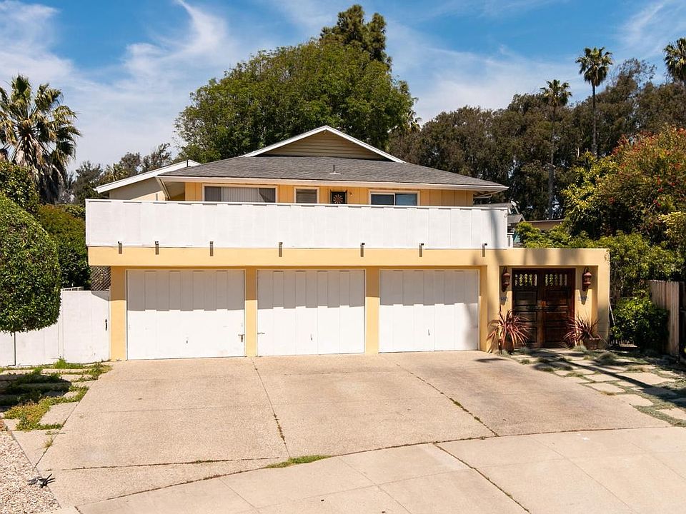 1st image of 925 Sandpiper Ct