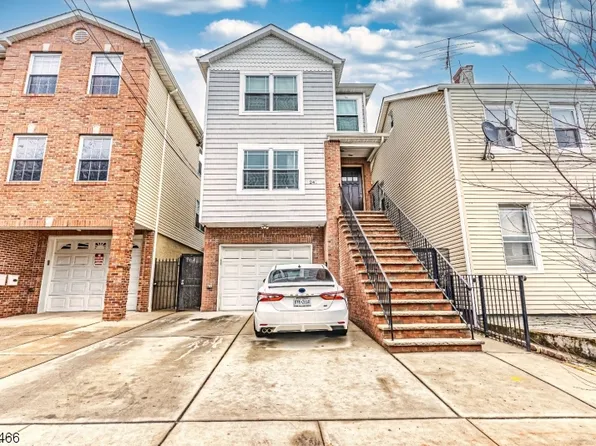 241 Franklin St #2, Elizabeth City, NJ 07206