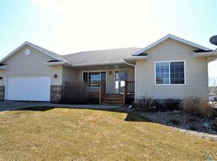 7321 W 53rd St, Sioux Falls, SD 57106