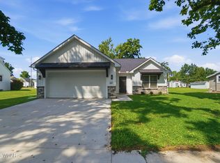 327 S Vine St, Van Wert, OH 45891