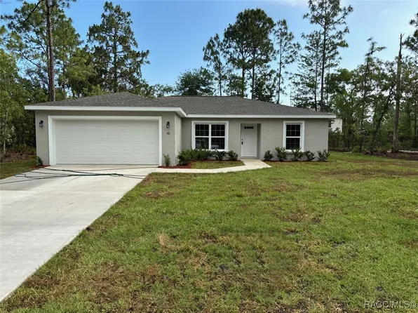 581 W Fortune Ln, Citrus Springs, FL 34434
