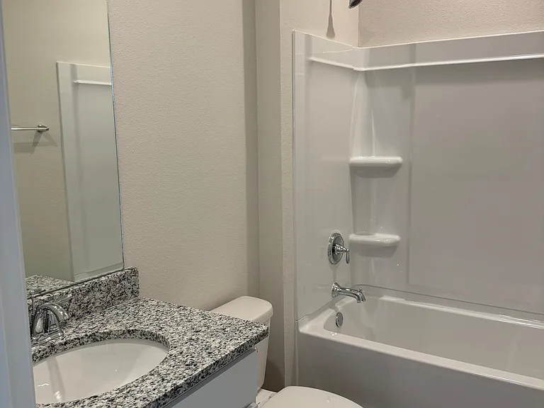 13668 Logan Pl — Photo 12