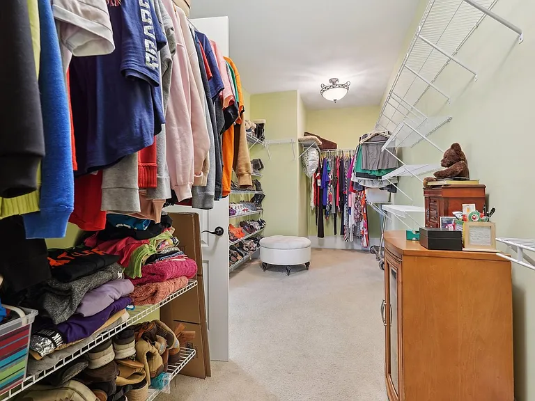343 Summer Garden Dr — Photo 55