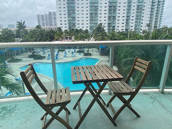 2nd image of 19370 Collins Ave APT 306