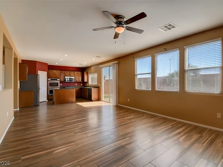 4013 Buteo Ln — Photo 4
