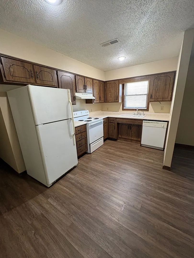 South Grant Duplexes — Photo 3