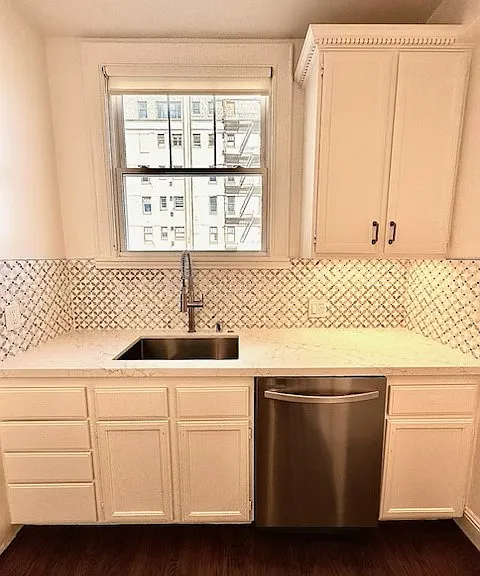 Unit #504 large kitchen with DISHWASHER!