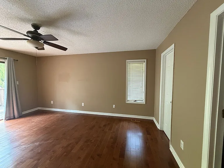 332 Quail Holw — Photo 10