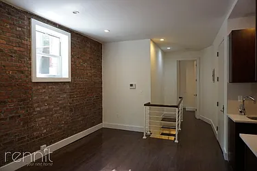 Rented by Rennit Inc.