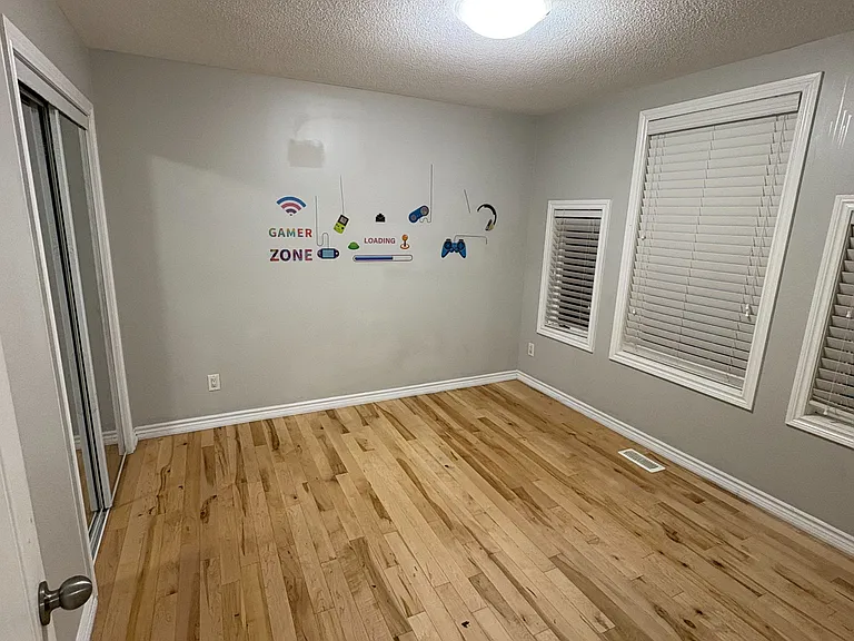48 Echoridge Dr E — Photo 15
