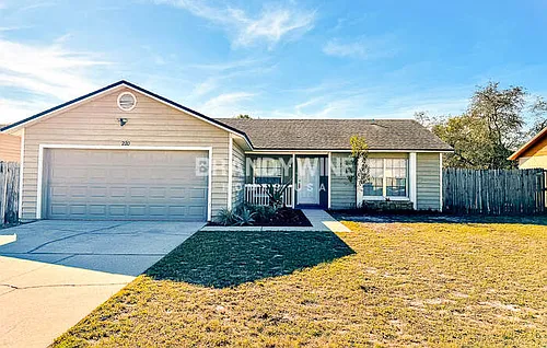 220 Bonnie Glen Ln Photo 1