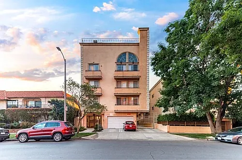 11812 Gorham Ave #Penthouse 1 Photo 1 11812 Gorham Ave #Penthouse 1 Photo 1
