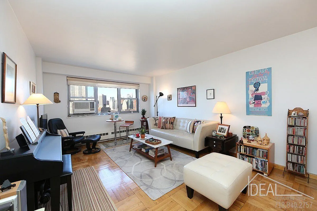 195 Adams St APT 17A photo 1