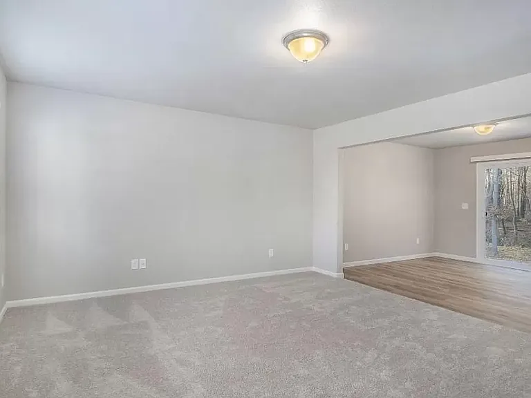 6354 Wood Hollow Ave — Photo 7