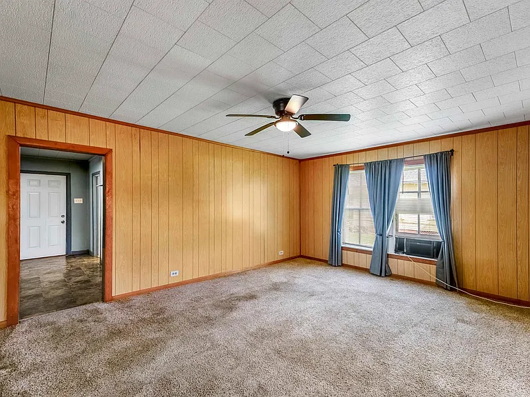 409 Arthur Ave — Photo 4