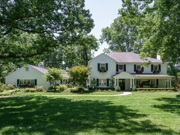 7255 Brill Rd, Cincinnati, OH 45243