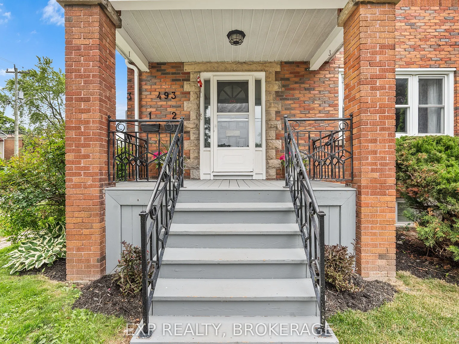 3 bed, $2,995 — Photo 4