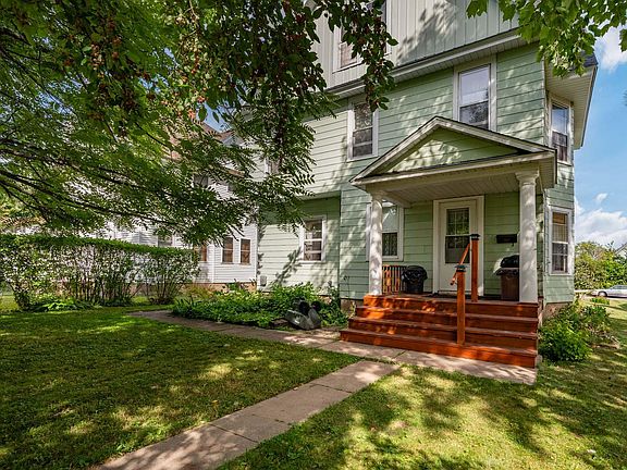 5th image of 213 Sadie St