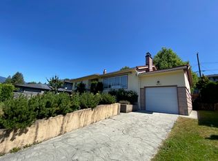 4152 Highland Blvd, North Vancouver, BC V7R2Z6