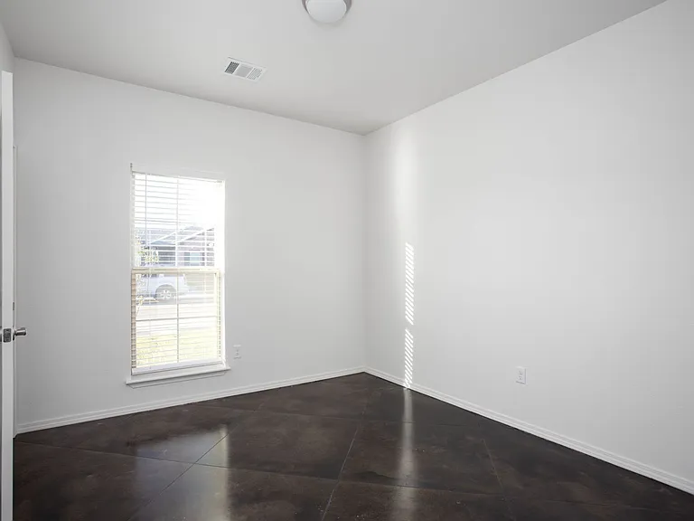 5614 Gonzaga Ln — Photo 10