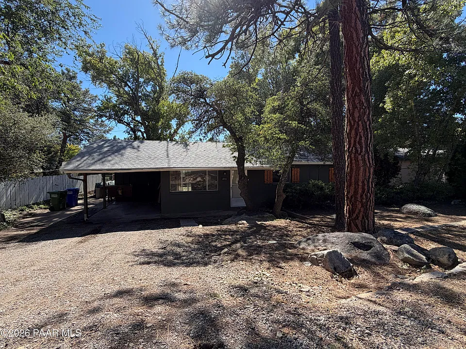 1801 Thumb Butte Rd