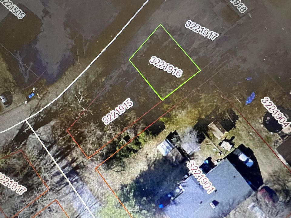 2nd image of LOT 16 Purcell Ave NE