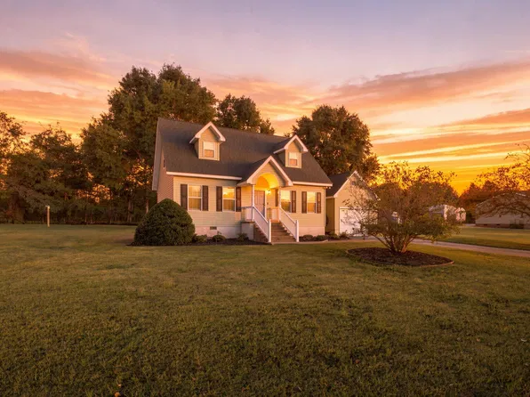 171 Maple Tree Ln, Cowpens, SC 29330