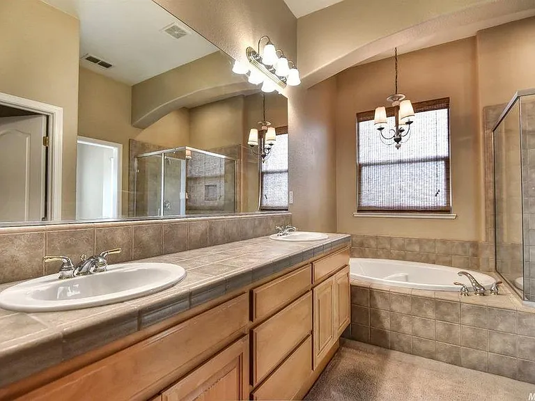 2101 Demetrius Way — Photo 13