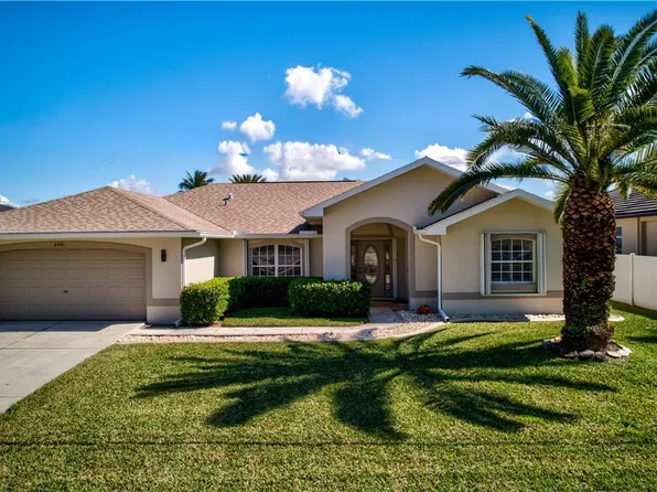 2201 SE 17th Pl, Cape Coral, FL 33990