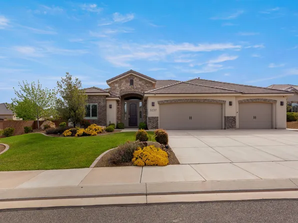 3237 S Tiger Maple Cir, St George, UT 84790