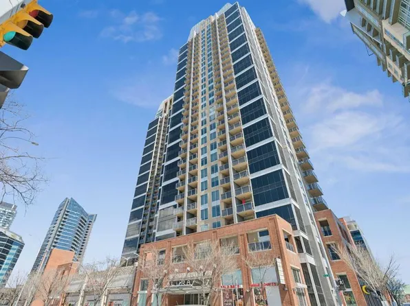 1320 W 1st St SE #902, Calgary, AB T2G 0G8