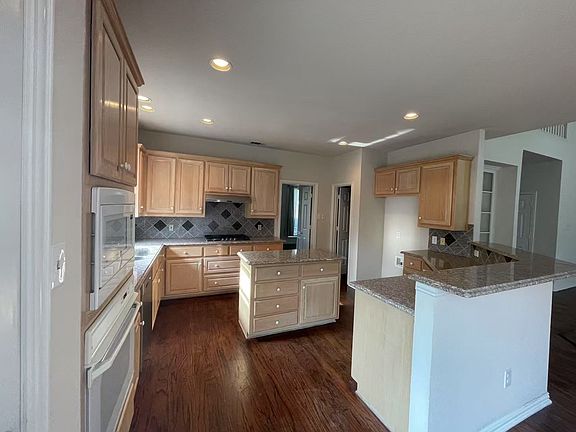 3rd image of 3508 Grand Mesa Dr
