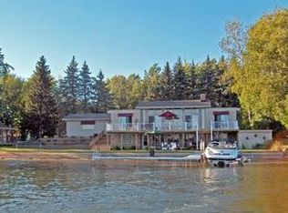 7933 W Royal Rd, Stanwood, MI 49346